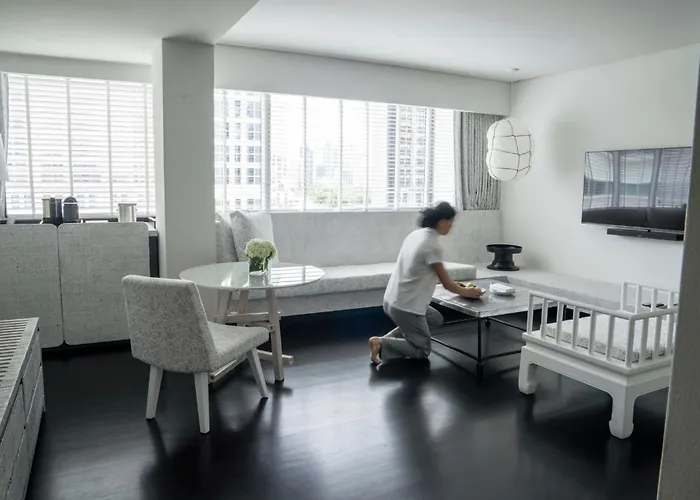 Metropolitan 5* Bangkok