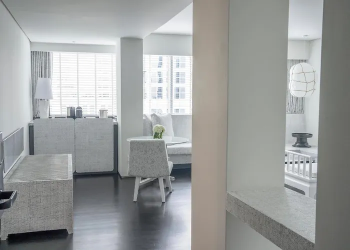 Hotel Metropolitan 5*