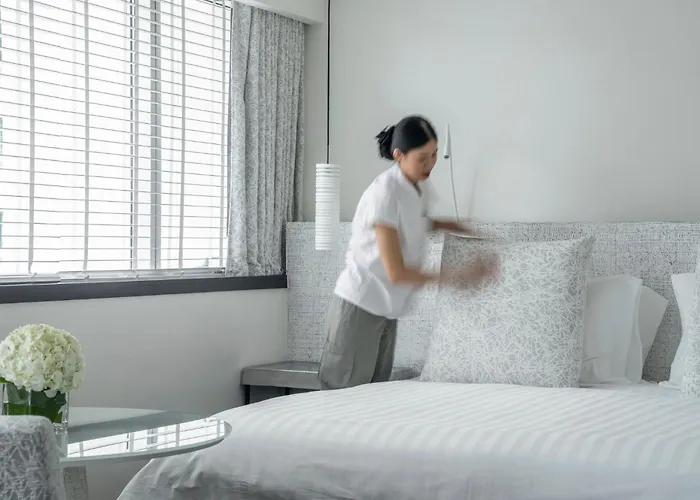 Hotel Metropolitan 5*